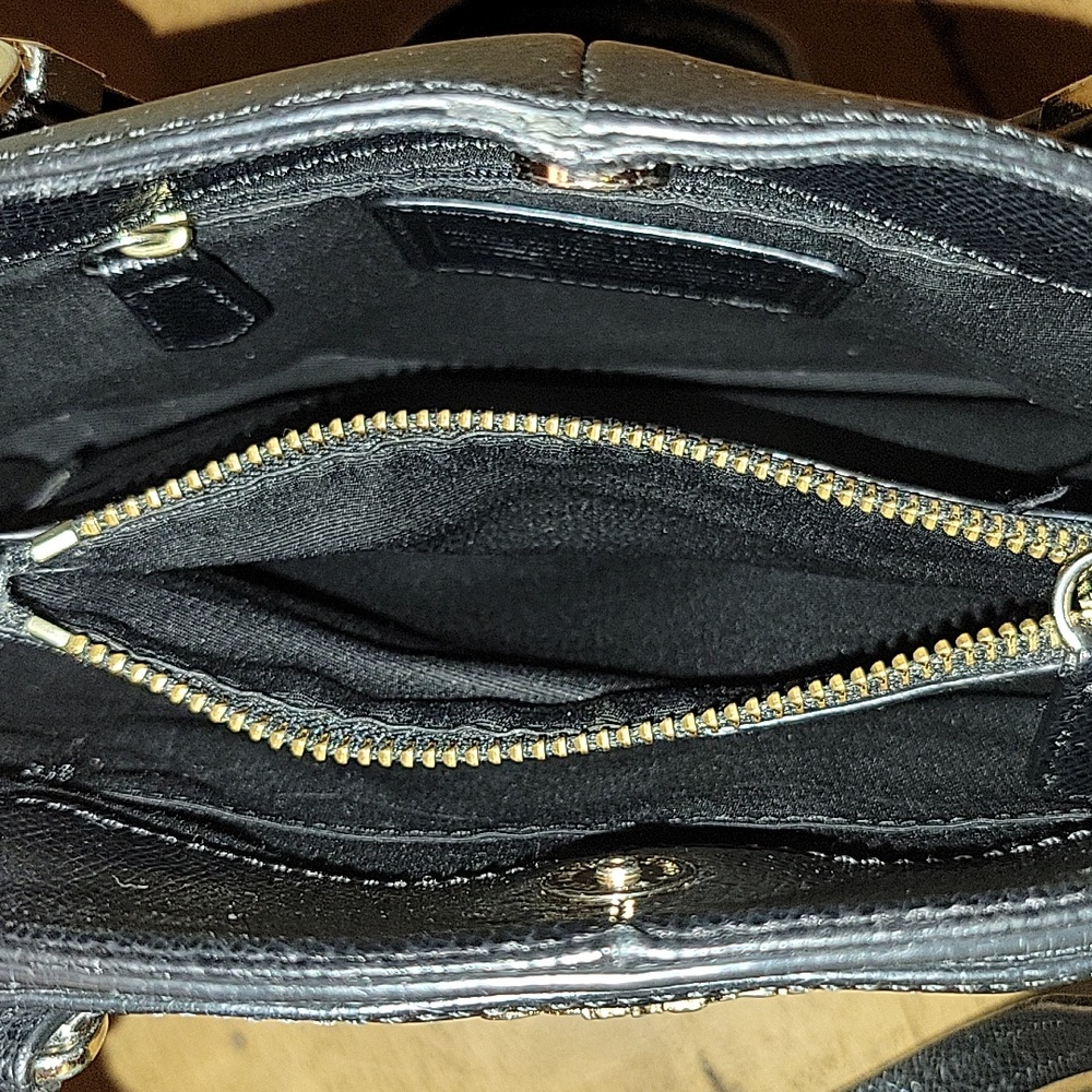 Coach black handbag - Picture 13 of 15